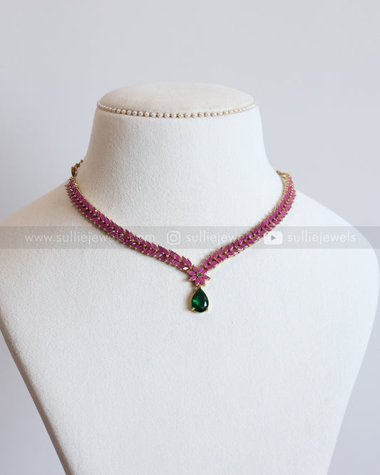 3684 - Emerald Raindrop Full Pink Leaf Necklace with Earring