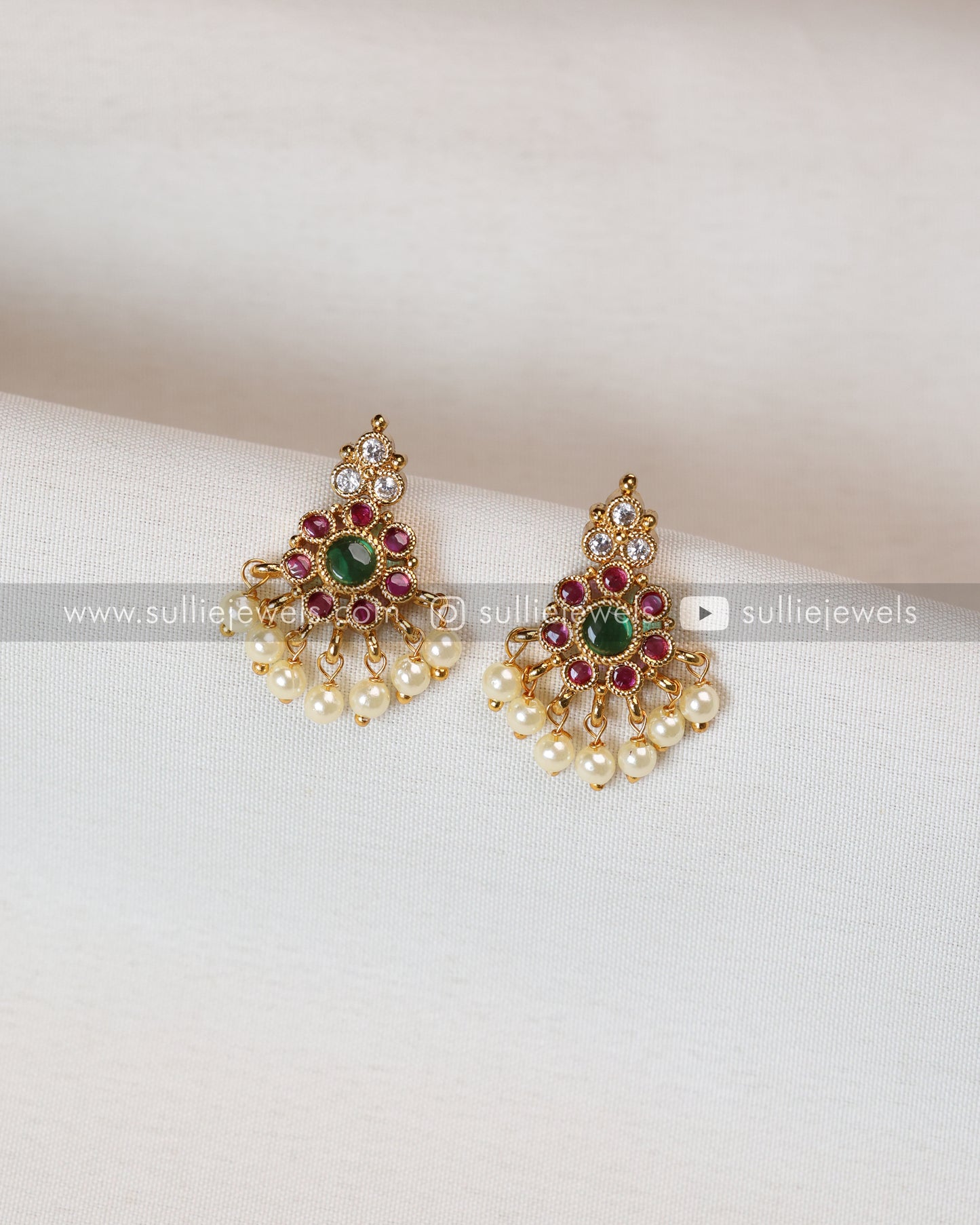 Traditional Attigai Stone Necklace with Earring