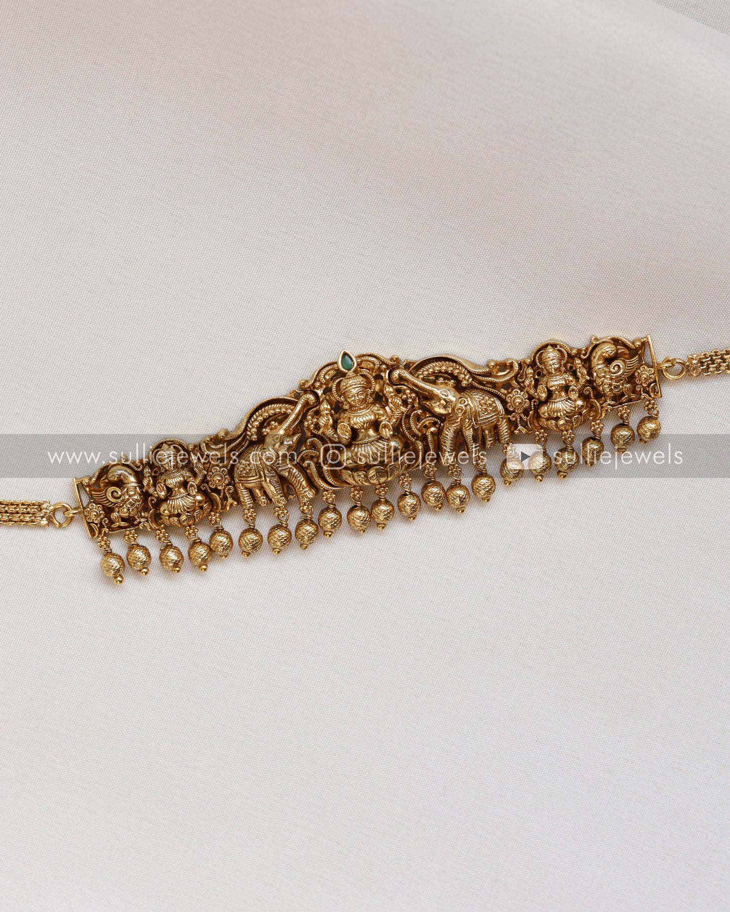 Premium Goddess Choker with Stud