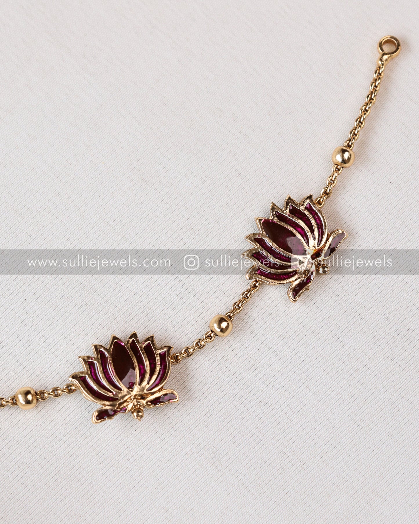 Sullie Basic - Minimal Lotus Necklace/ Choker with Stud - Purple
