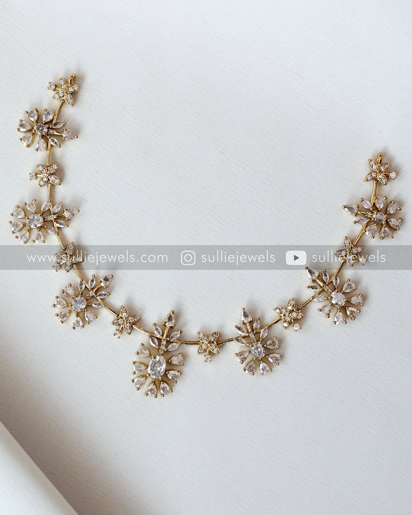 Diamond Lookalike Necklace with Studs