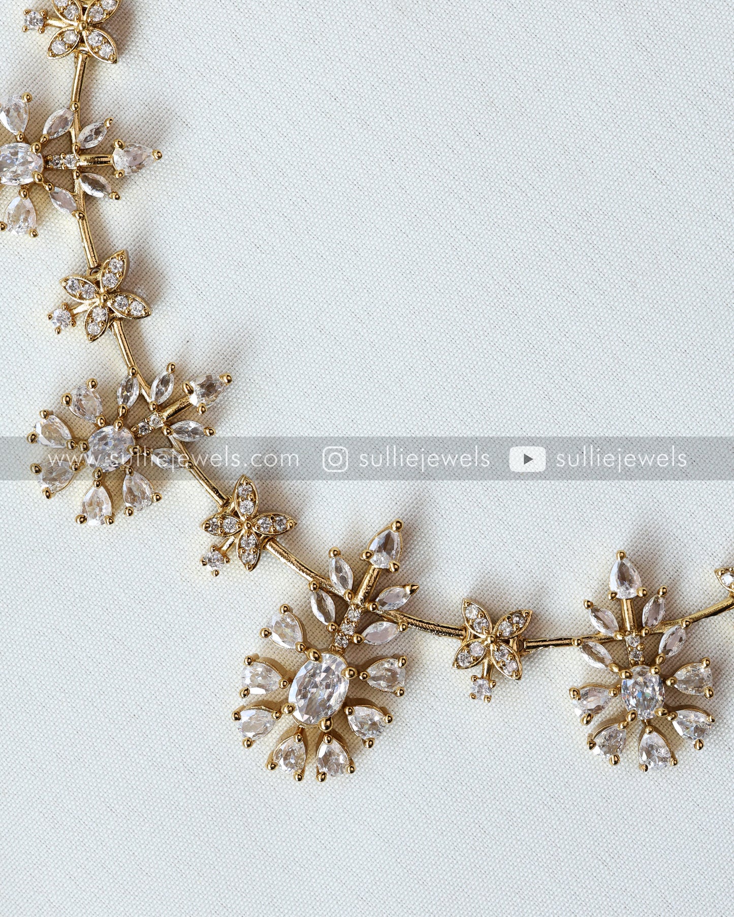 Diamond Lookalike Necklace with Studs