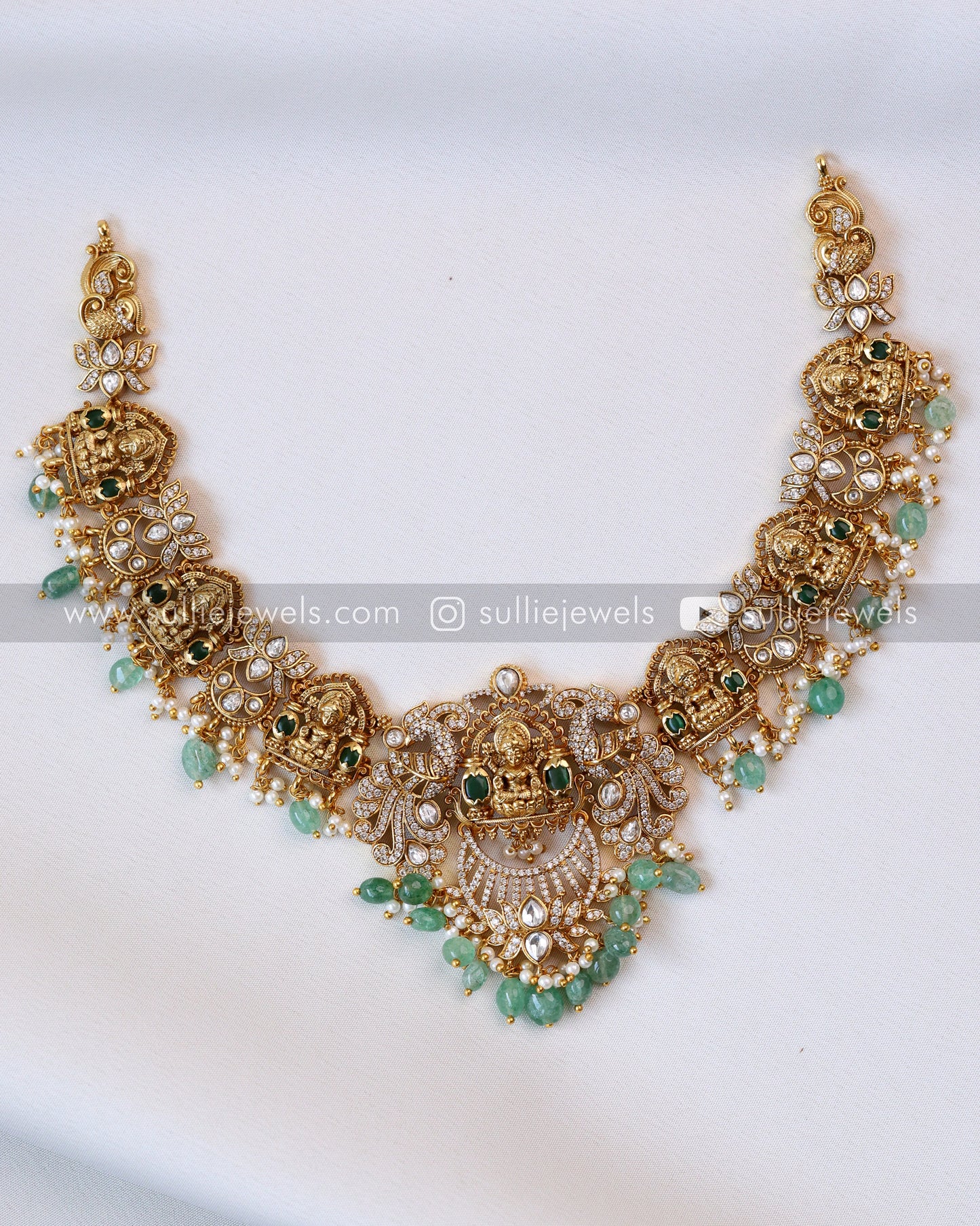 Lakshmi Necklace with Mint Beads and Earrings