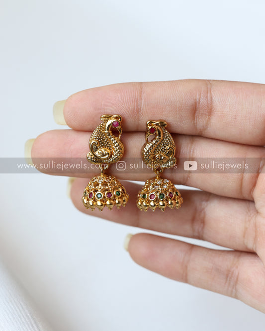 Multicolour Minimal Gold Necklace with Jhumka