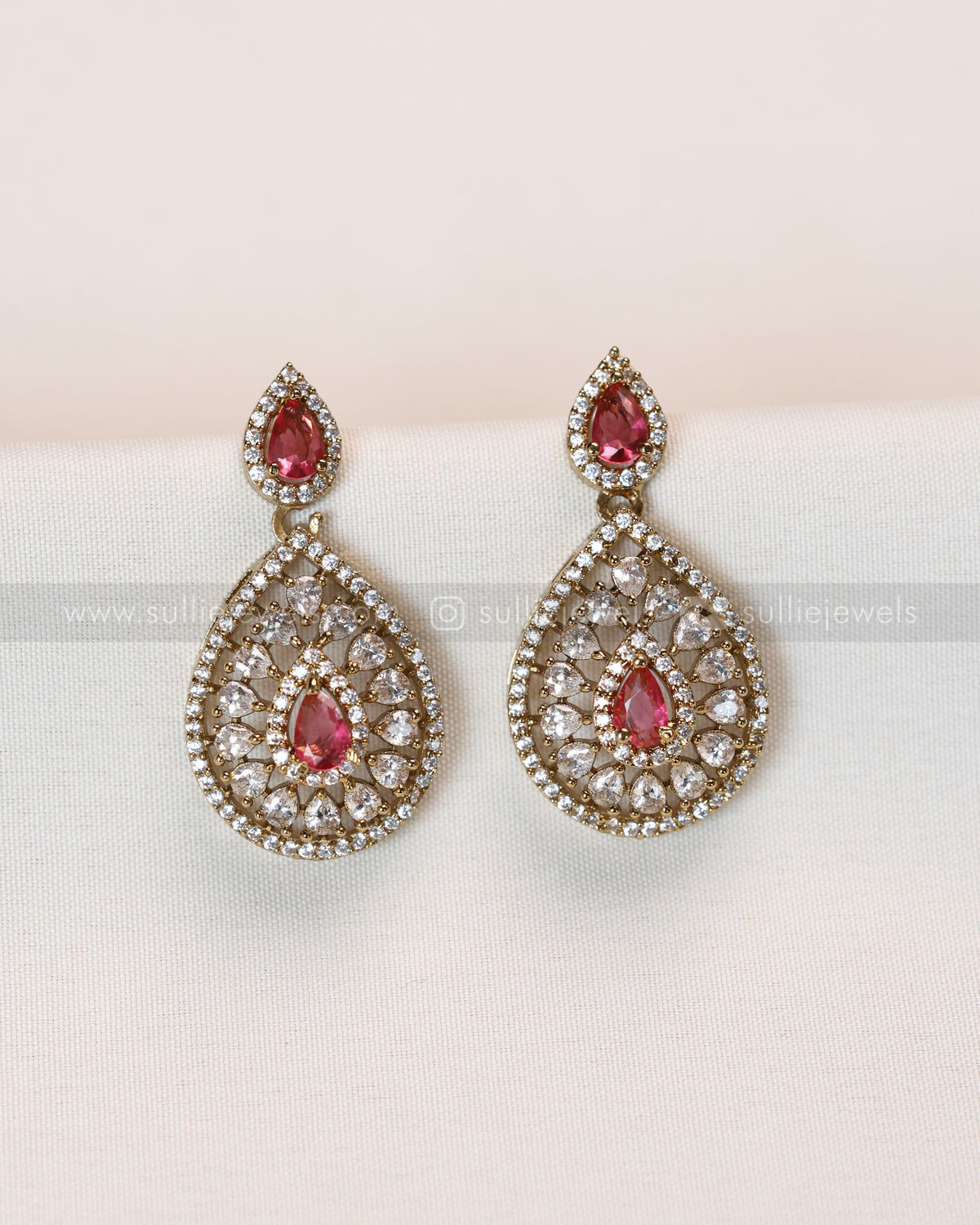 3962 - Raindrop Diamond Lookalike Designer Necklace with Studs - Ruby
