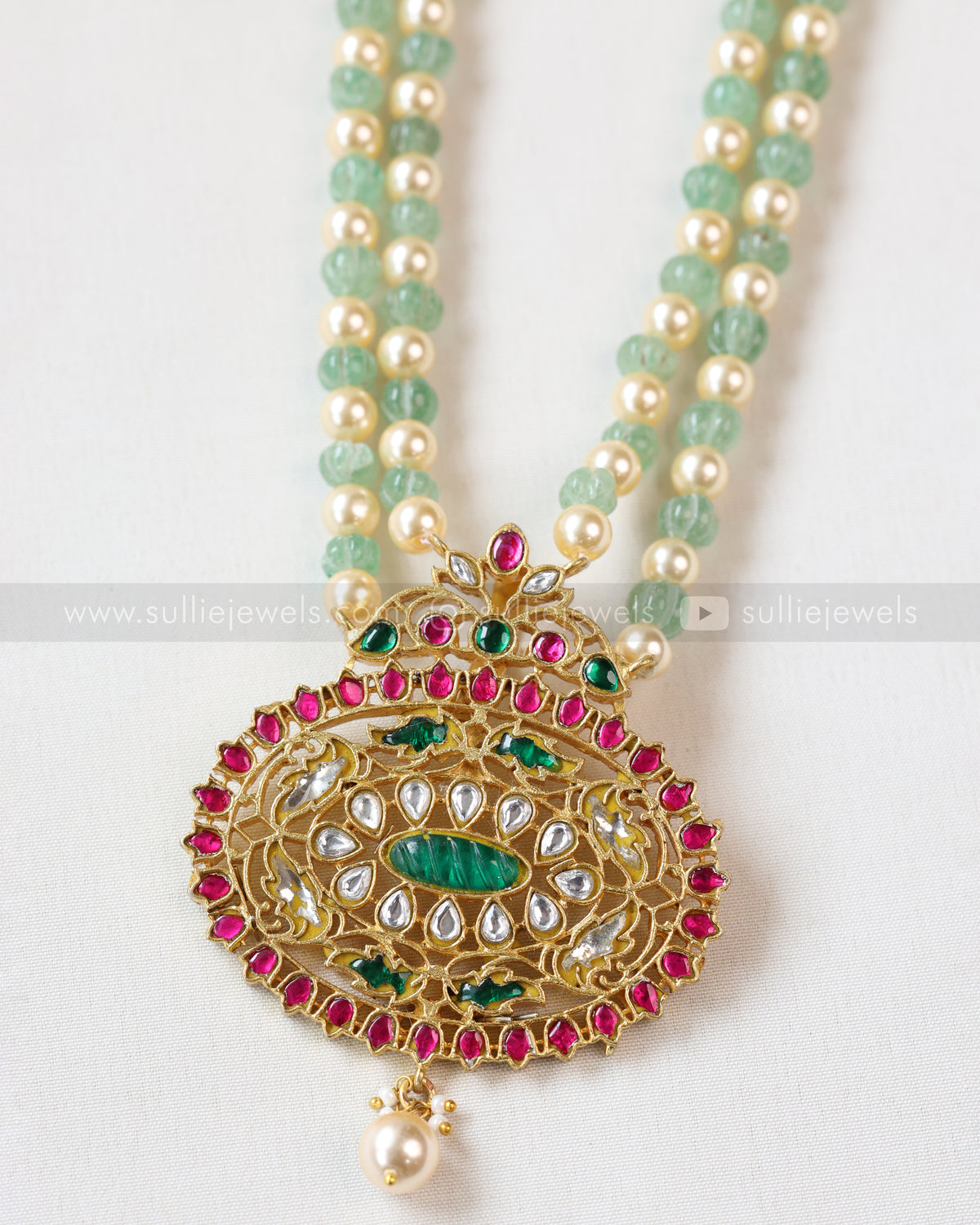 6059 - Kemp Premium Pendant with Pearl & Mint Chain