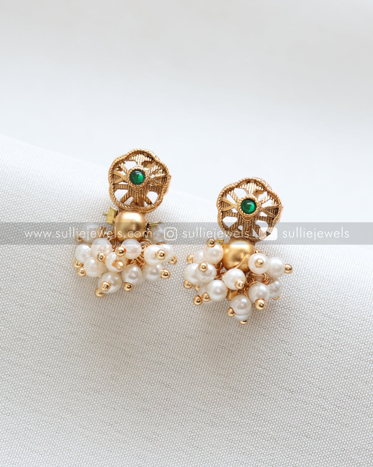 Sullie Basic - Green Stone Pearl Neckace with Stud