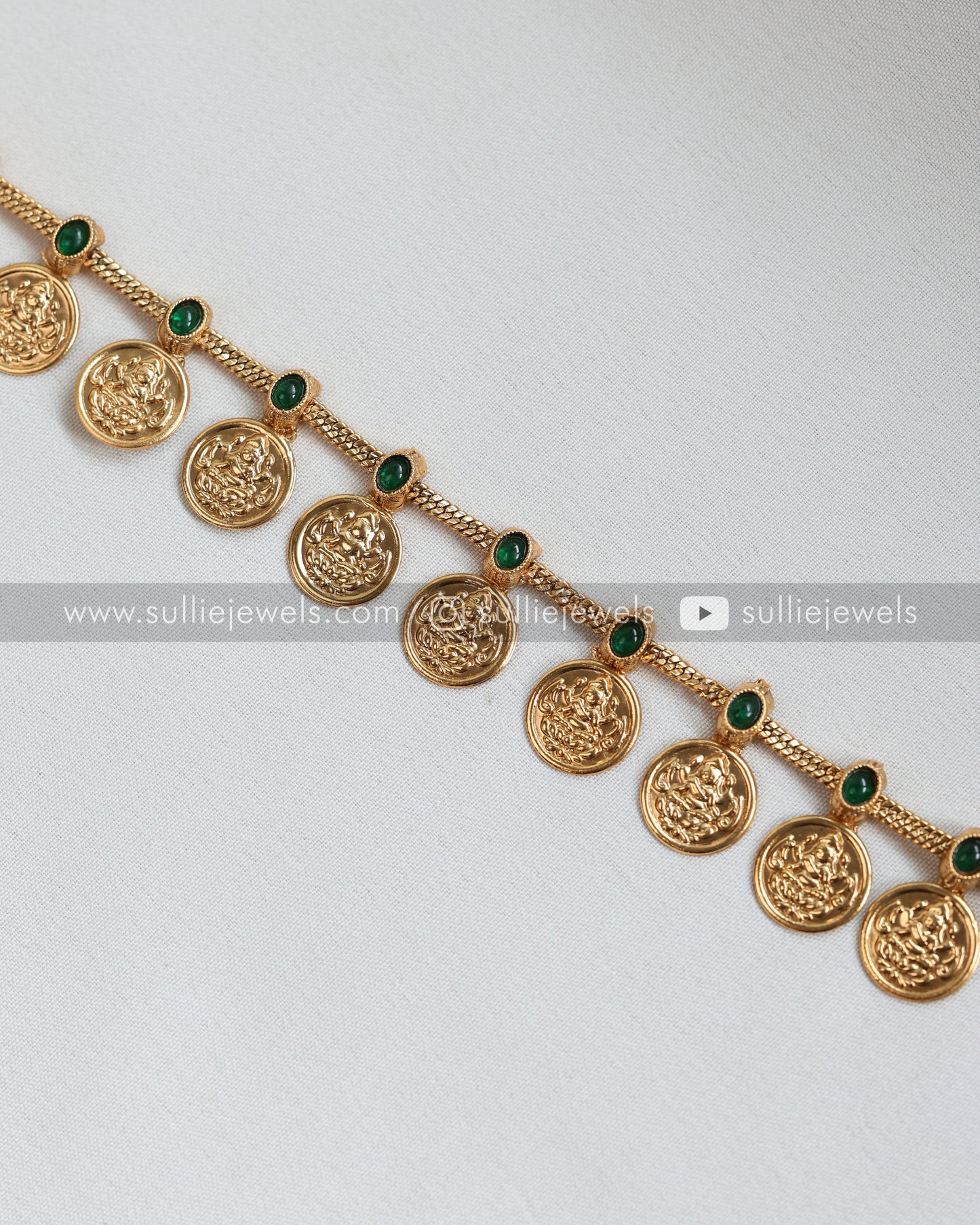 Lakshmi Coin Minimal Gold Necklace with Stud