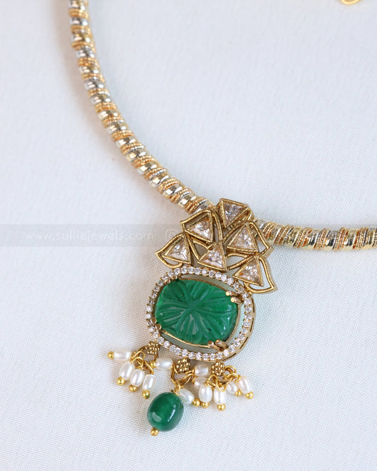 Green Carved Stone Hasli with Earring