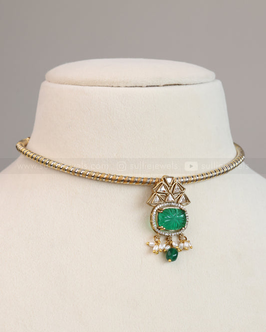 Green Carved Stone Hasli with Earring