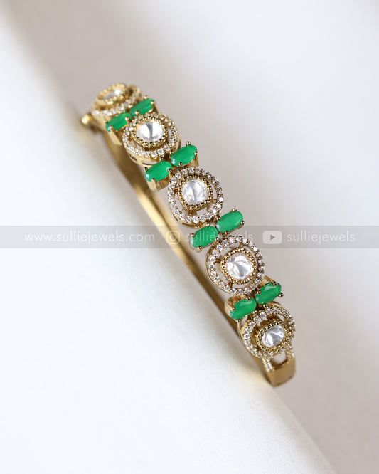 9027 - Minimal Green Victorian Polki Openable Cuff Bangle