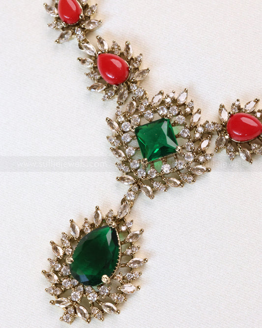 Emerald & Coral Pendant Necklace with Earrings