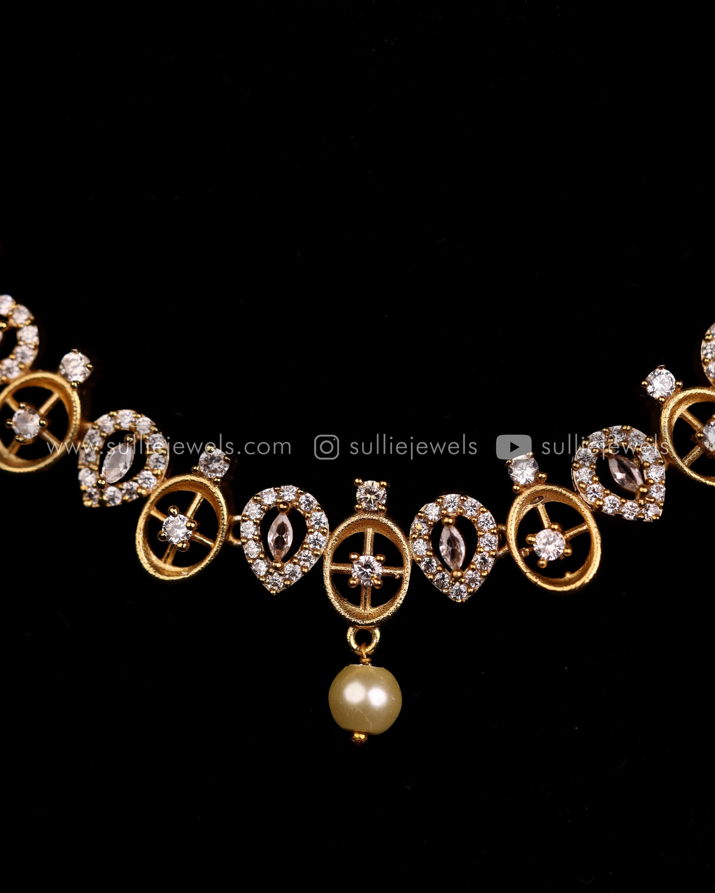 Diamond Lookalike Necklace Set