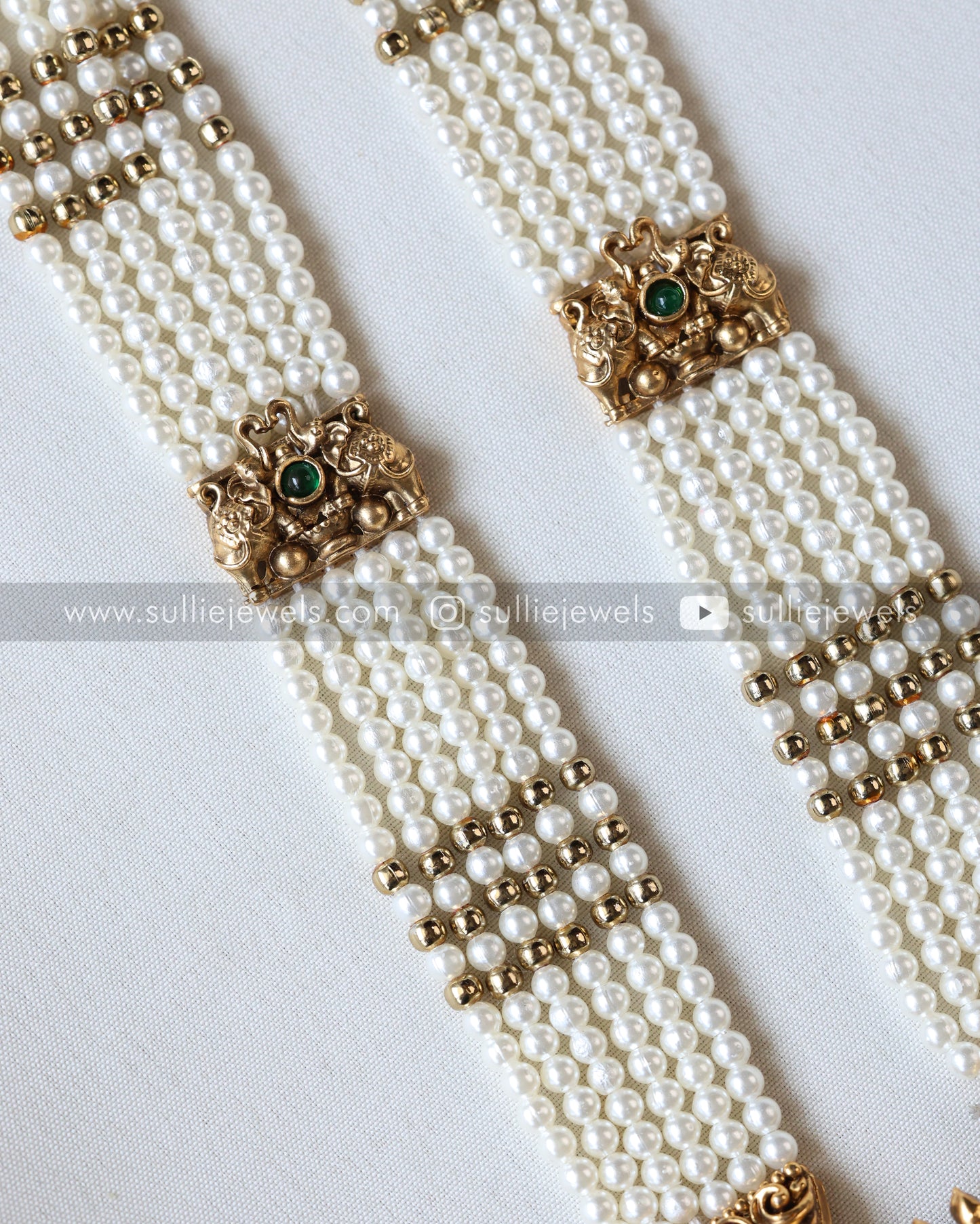 Sullie Basic - Goddess Pendant Pearl Haram with Jhumka