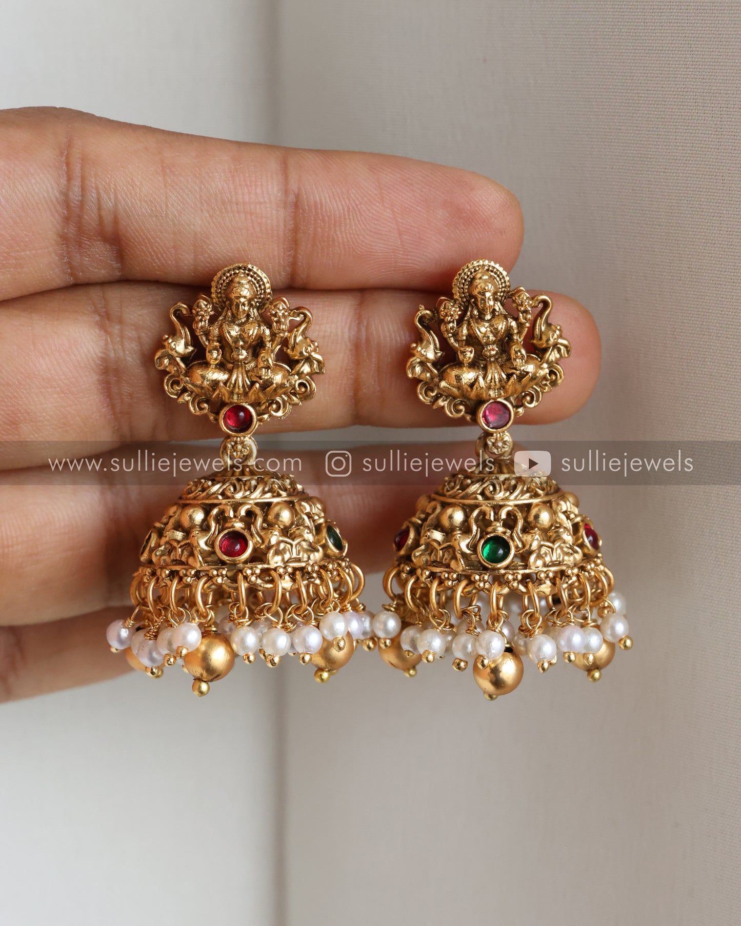 Sullie Basic - Goddess Pendant Pearl Haram with Jhumka