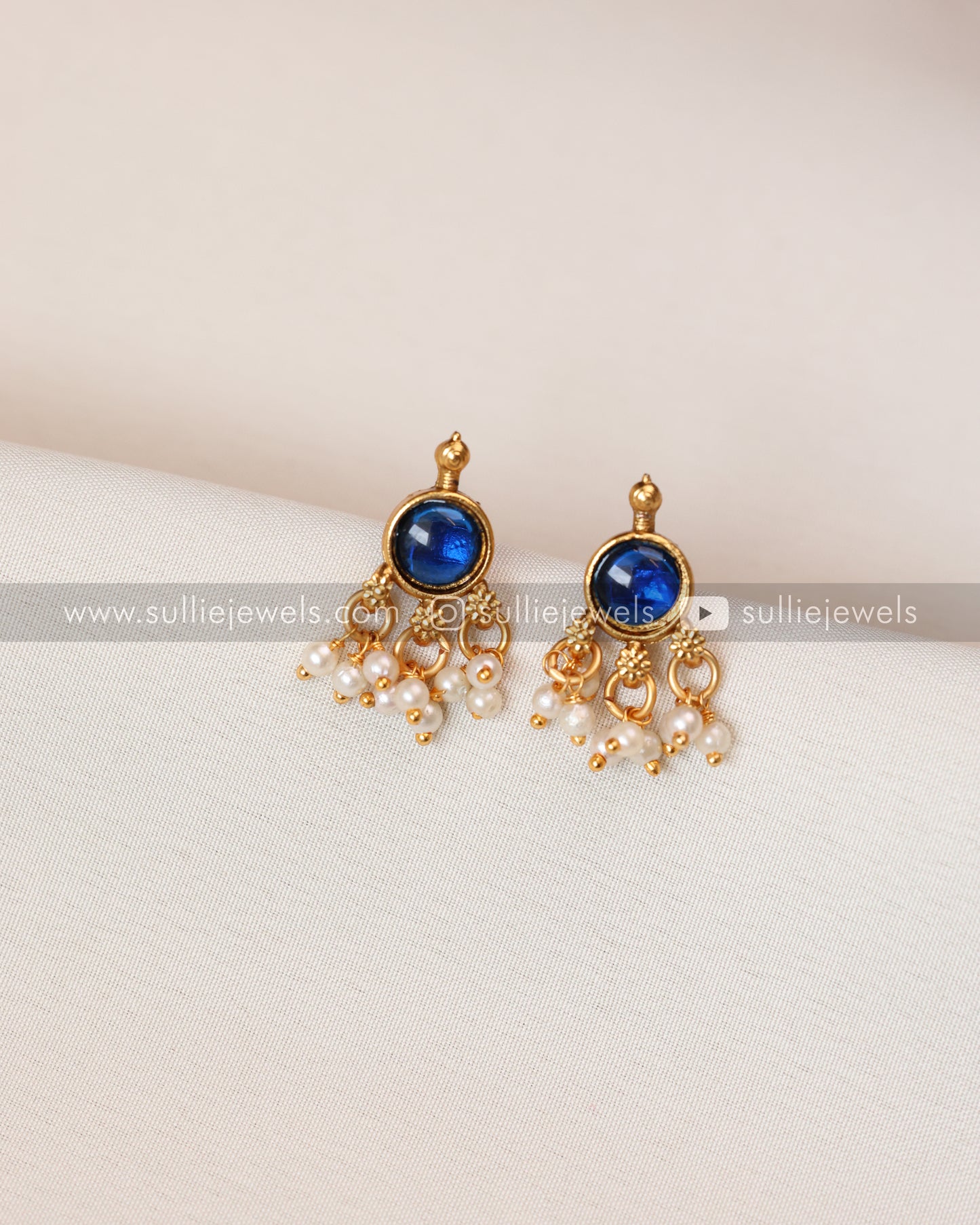 Stone Bubble Necklace with Studs
