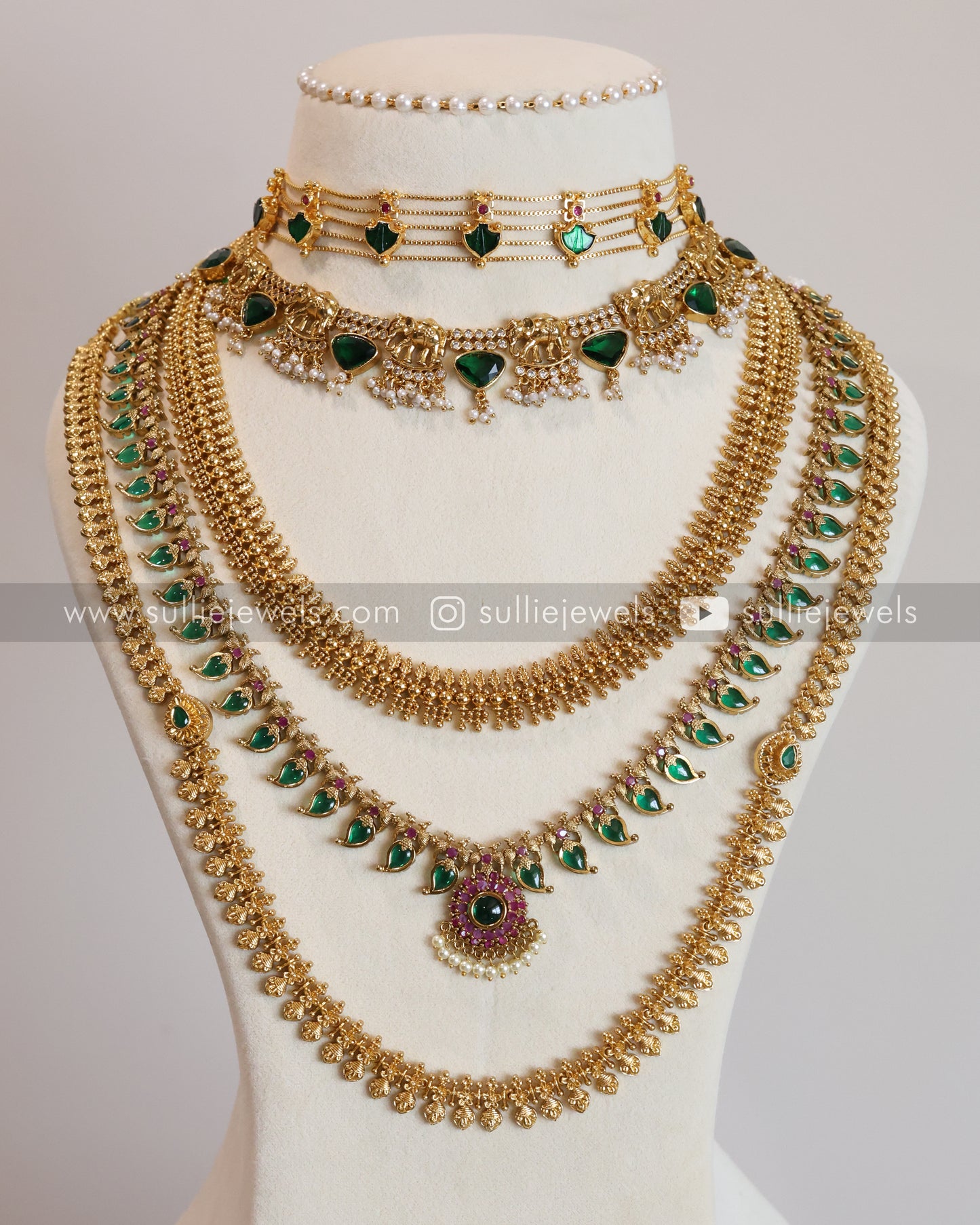 Traditional No idol Palakka Bridal Combo ( 8 Piece )