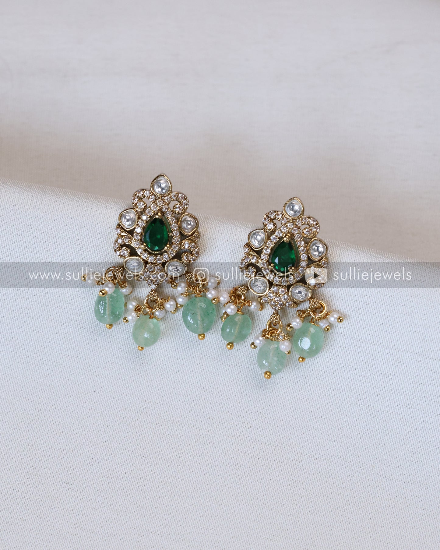 Kemp Premium Designer Hasli with Earring - Mint Beads