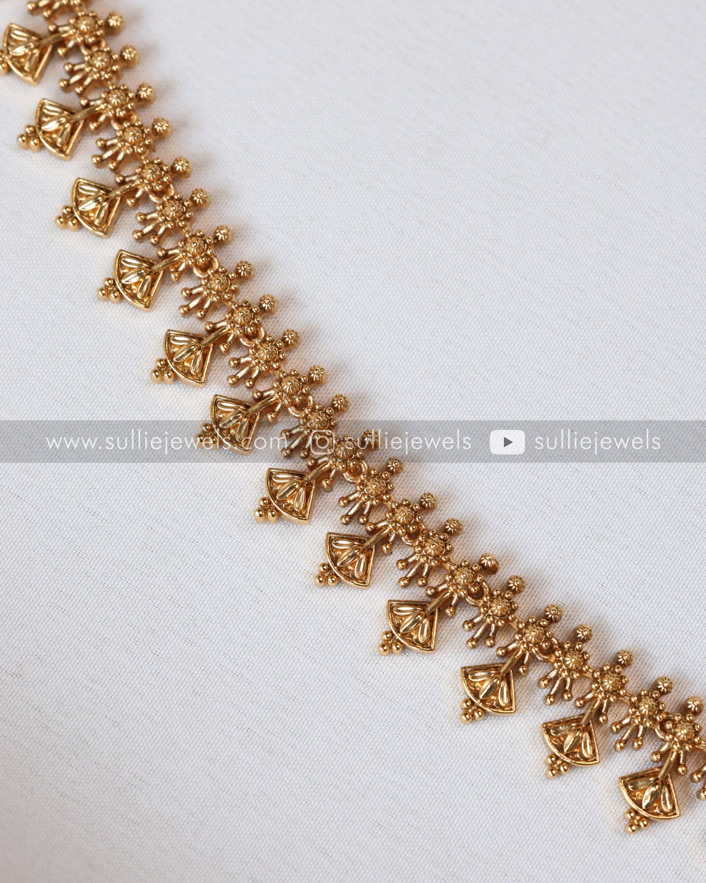 Gold Spike Minimal Hipchain