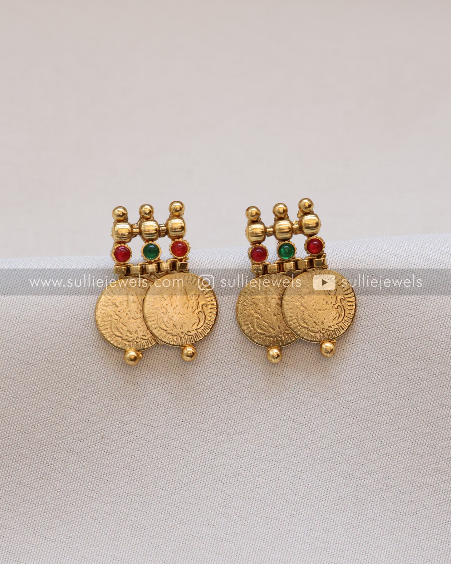Gold Coin Necklace / Kaashumaala with Stud