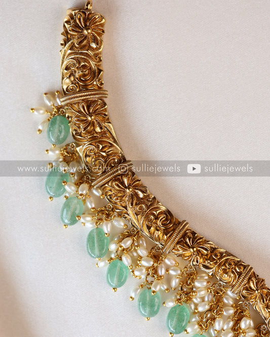 Guttapusalu Premium Mint Beads Hasli with Earrings