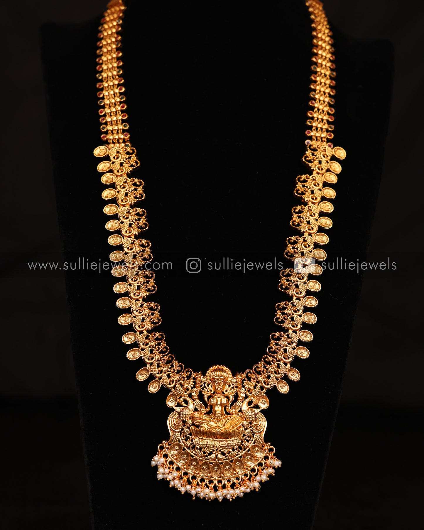 Bridal Lakshmi Long Chain Set