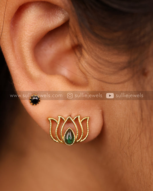 Minimal Lotus with Green Stone Necklace Set