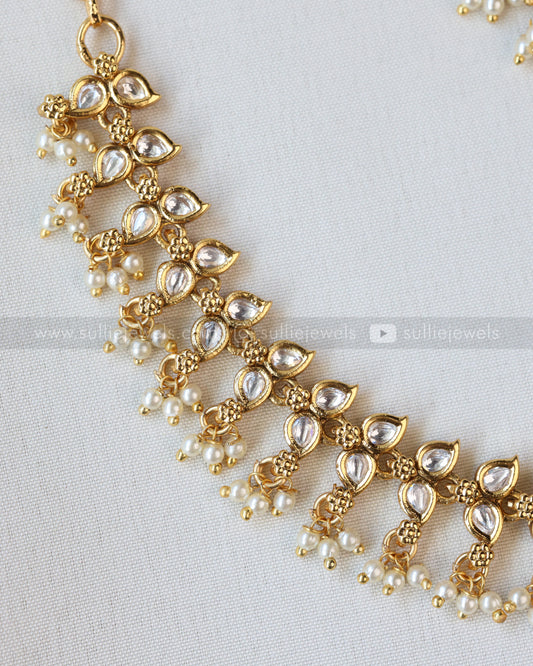 Premium White Stone Single Layer Earchain / Maatti