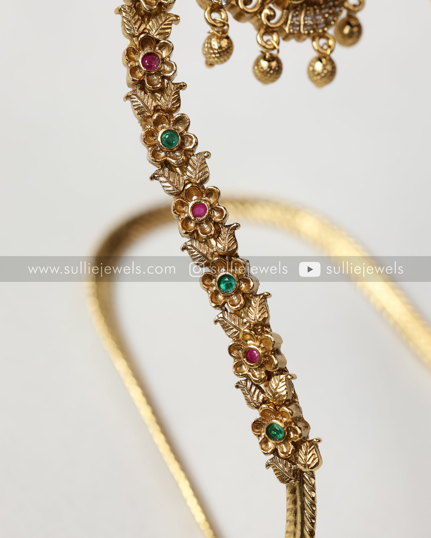 Lakshmi Antique Minimal Armlet