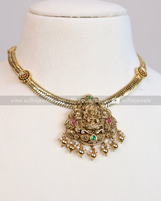 Lakshmi Premium Chain Necklace with Stud