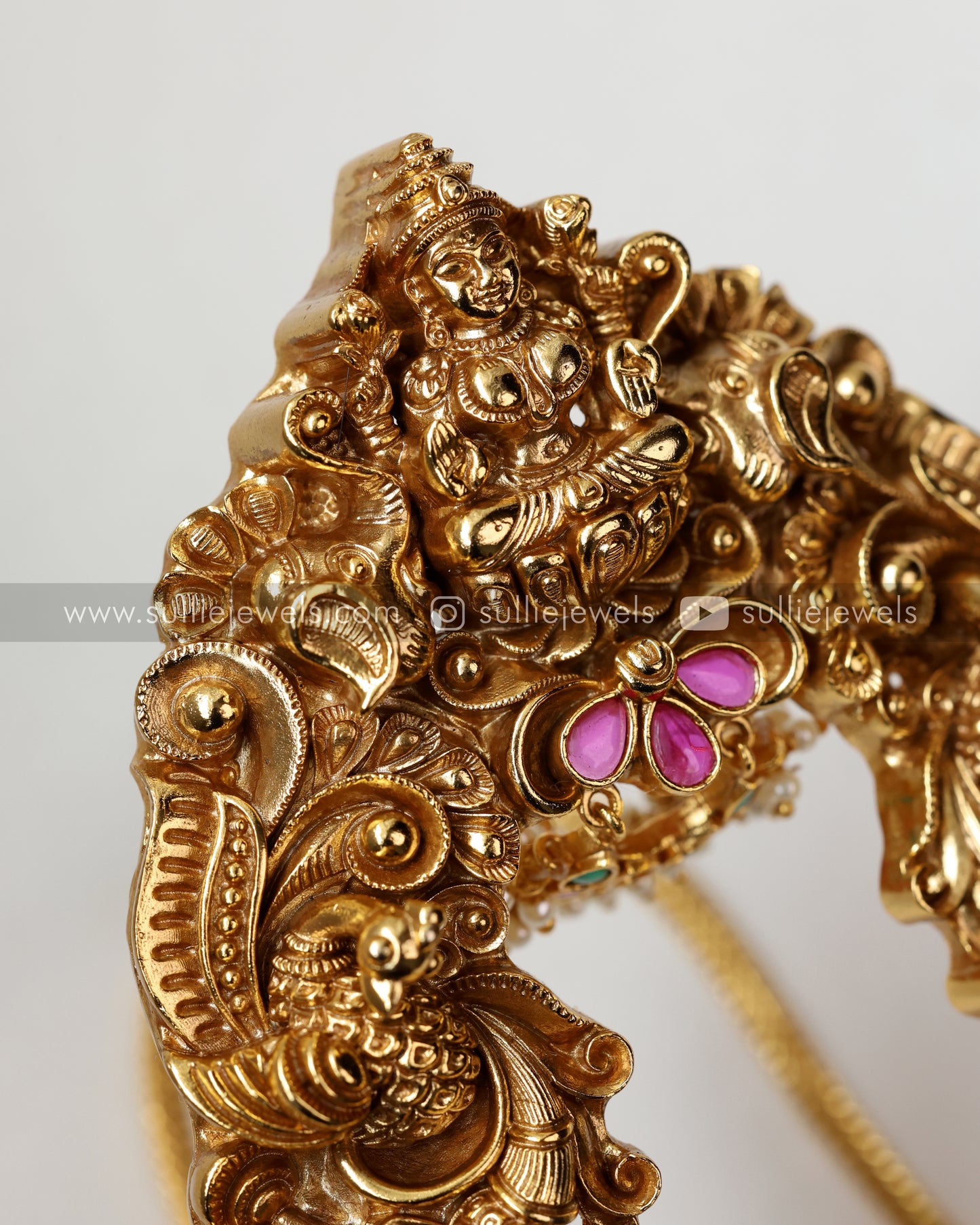 Premium Nagas Bridal Armlet
