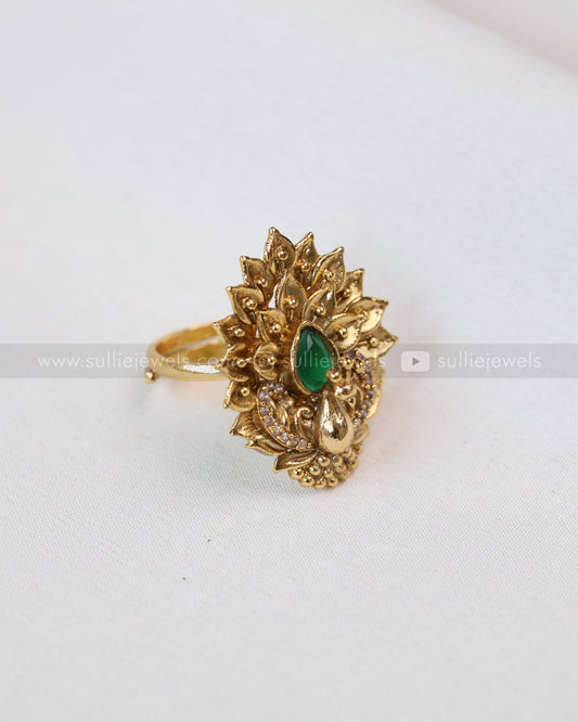 R36 - Emerald 3D Peacock Adjustable Ring