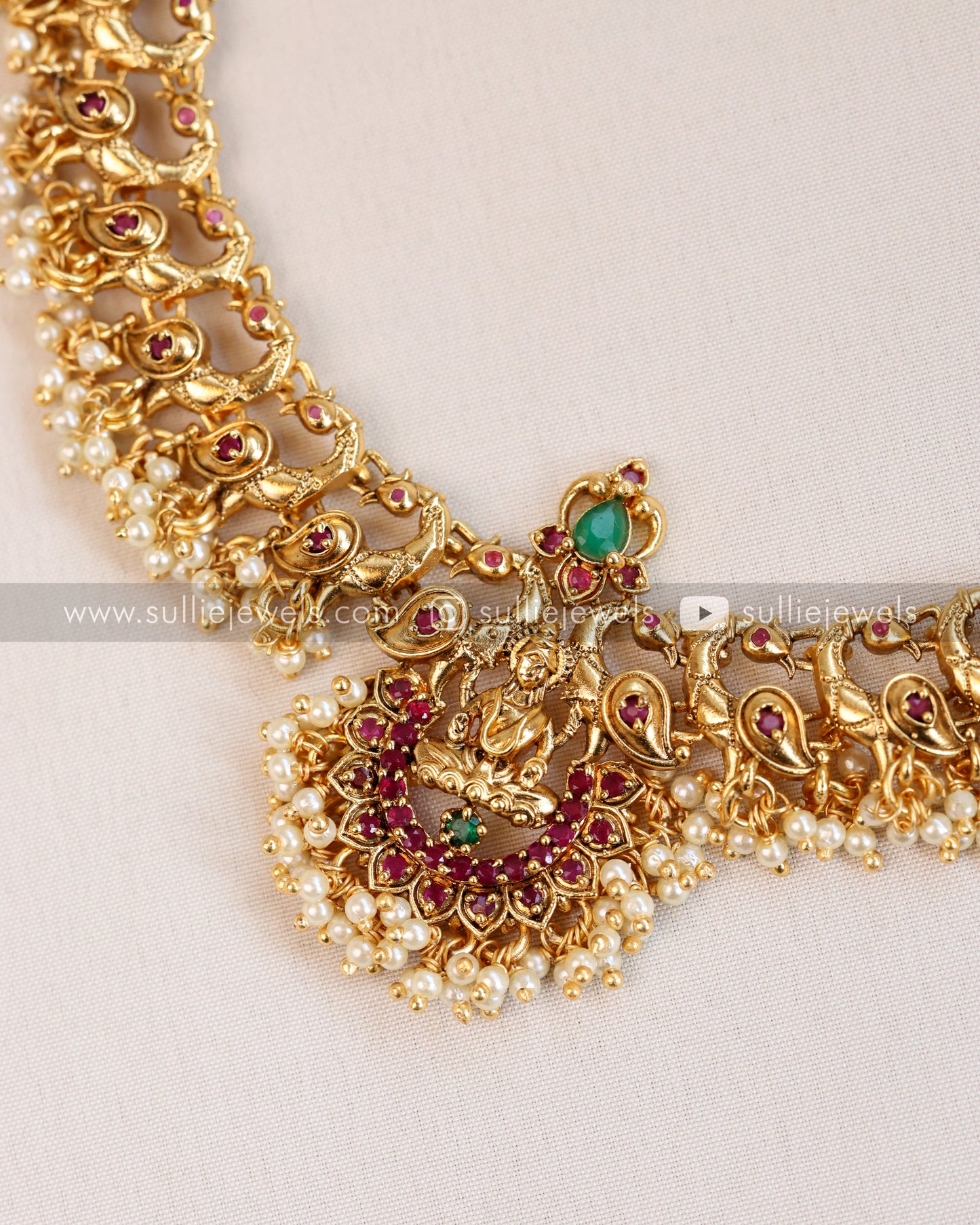 Goddess Pearl Necklace with Earrings