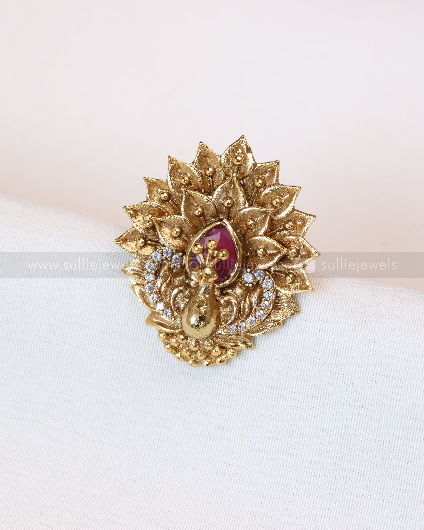 R28 - Ruby 3D Peacock Adjustable Ring