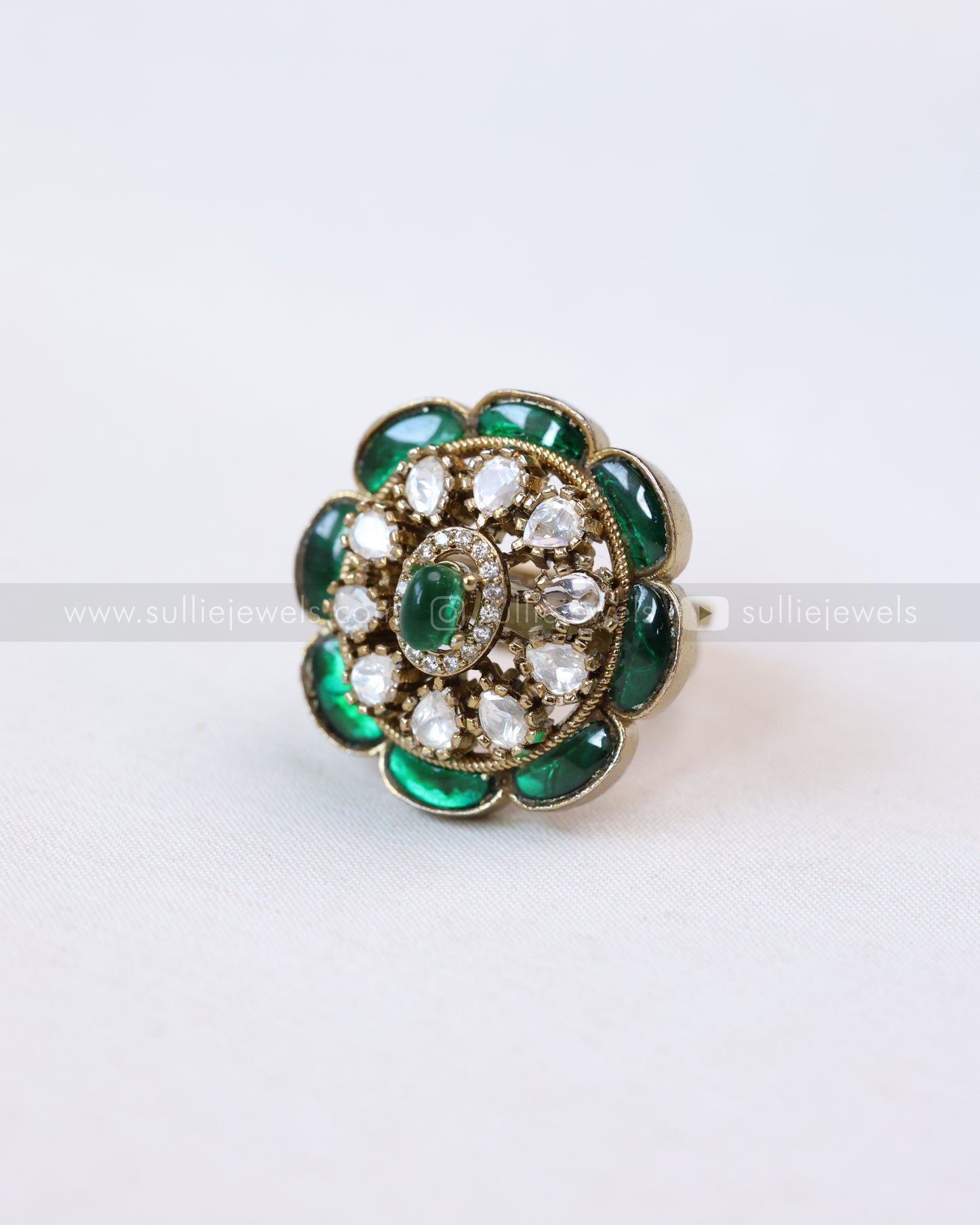 R34 - Emerald Kundan Premium Adjustable Ring