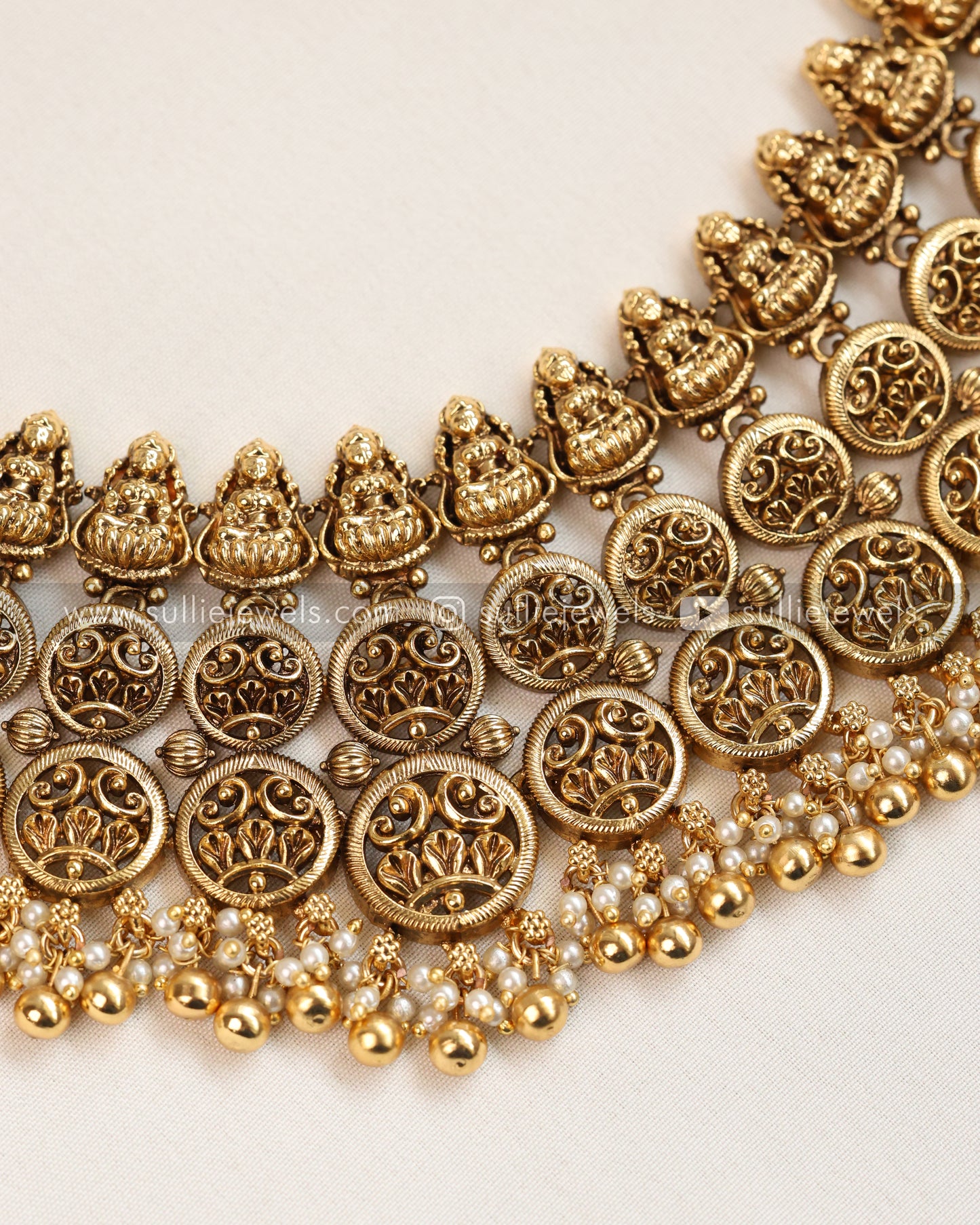 Lakshmi Premium Broad Necklace Necklace with Stud