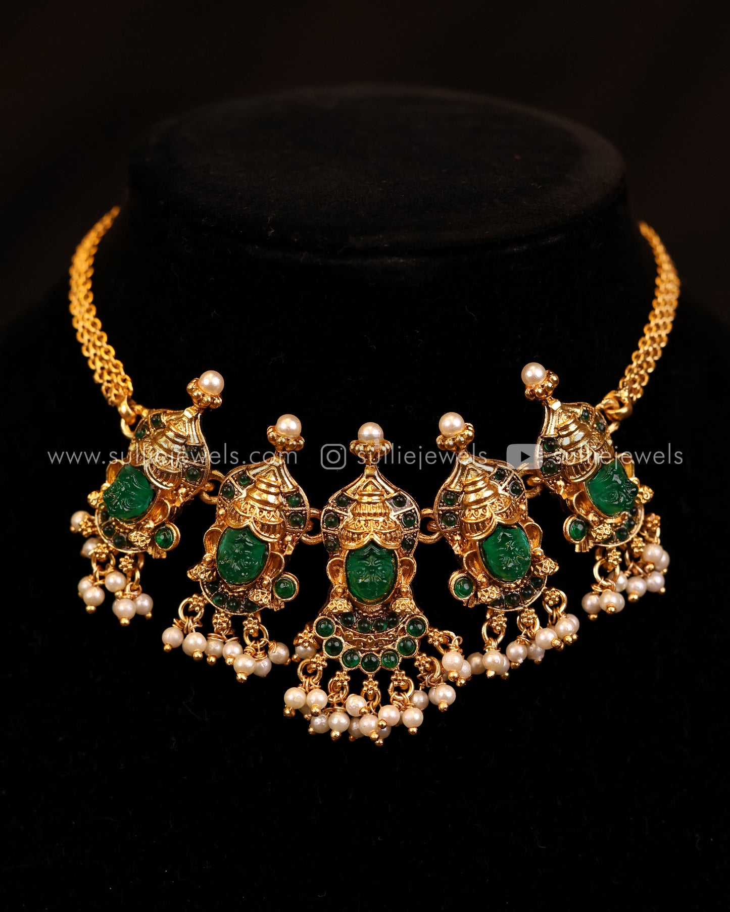 Detailed Goddess Choker Set