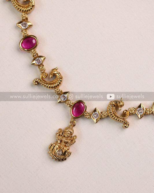 Minimal Lakshmi Gold & Kemp Necklace with Earring