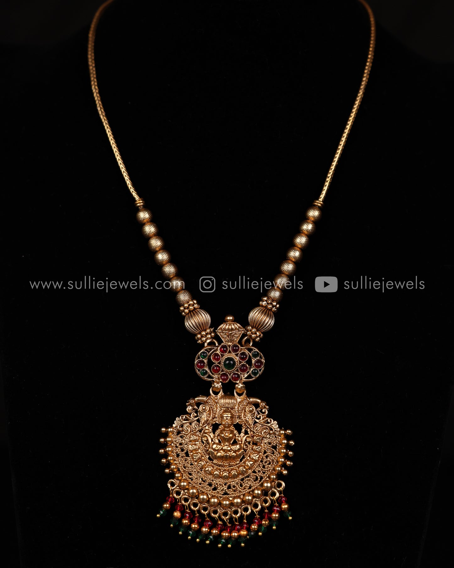 Lakshmi Multicolour Pendant Set