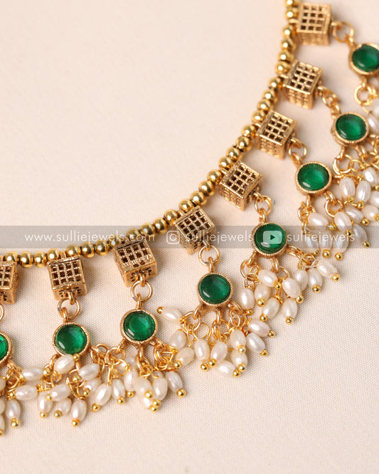 Green Stone Guttapusalu Necklace with Earring