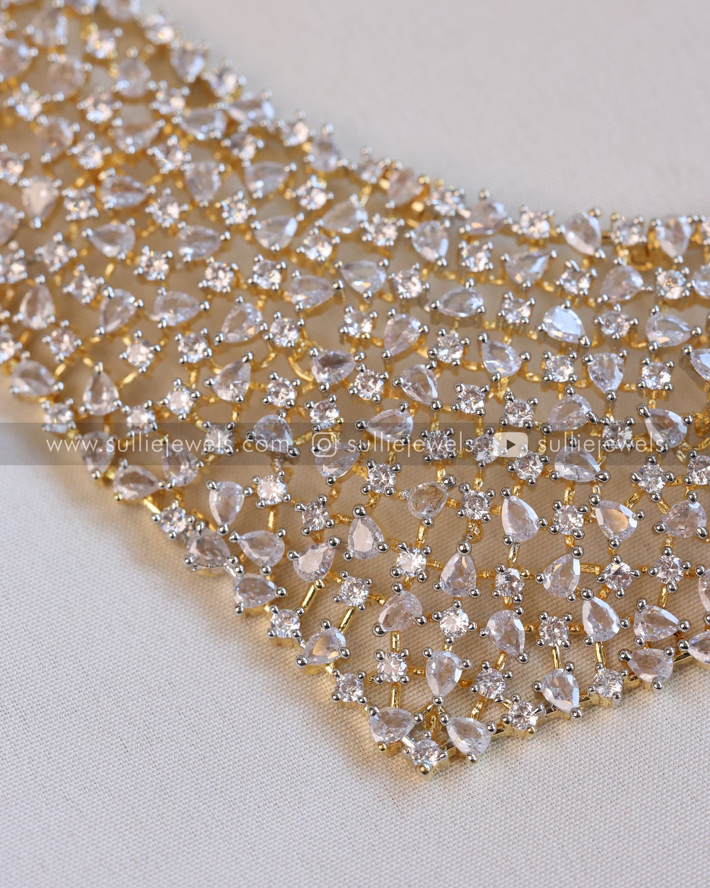 Diamond Looakalike Premium Necklace with Stud