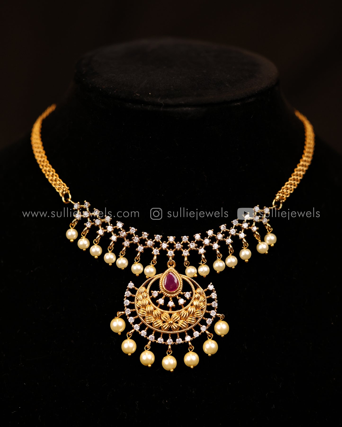 Sullie Basic - AD Pendant Choker / Necklace Set