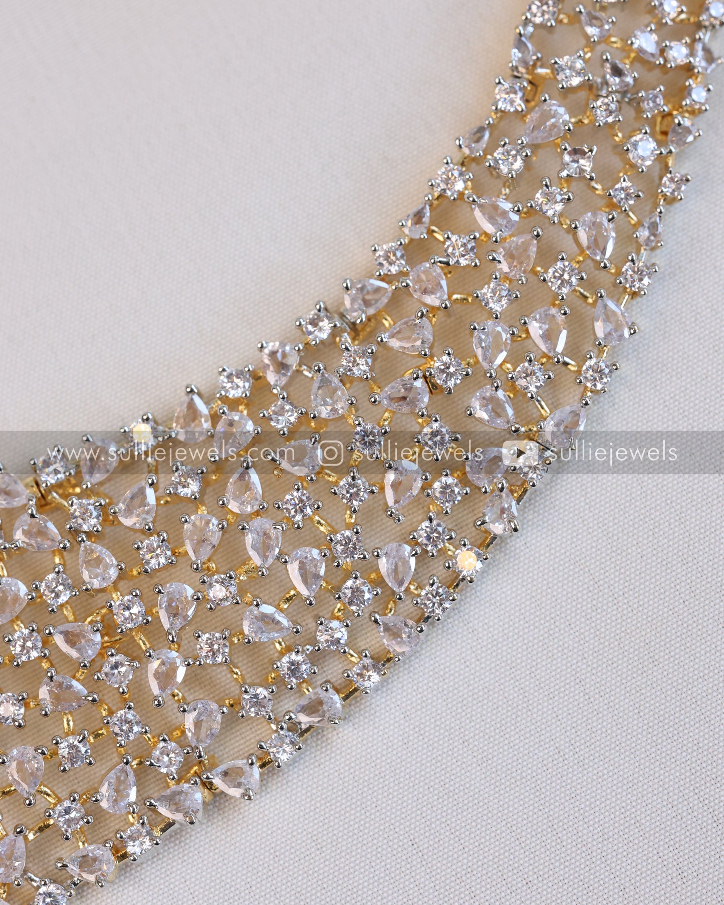 Diamond Looakalike Premium Necklace with Stud