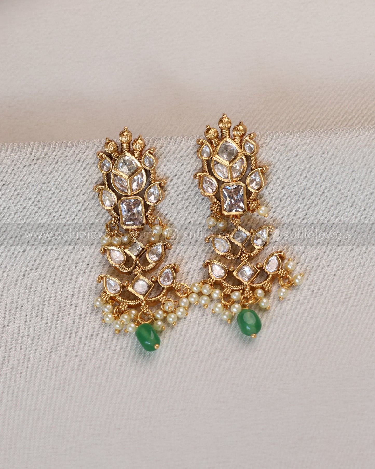 Premium White Stone Heavy Choker with Earring - Mint Beads