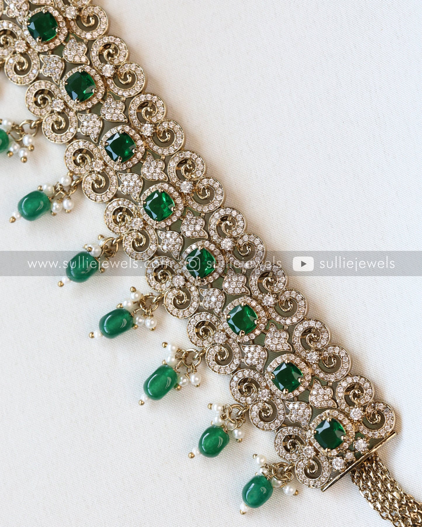 Victorian Emerald Stone Premium Hipchain