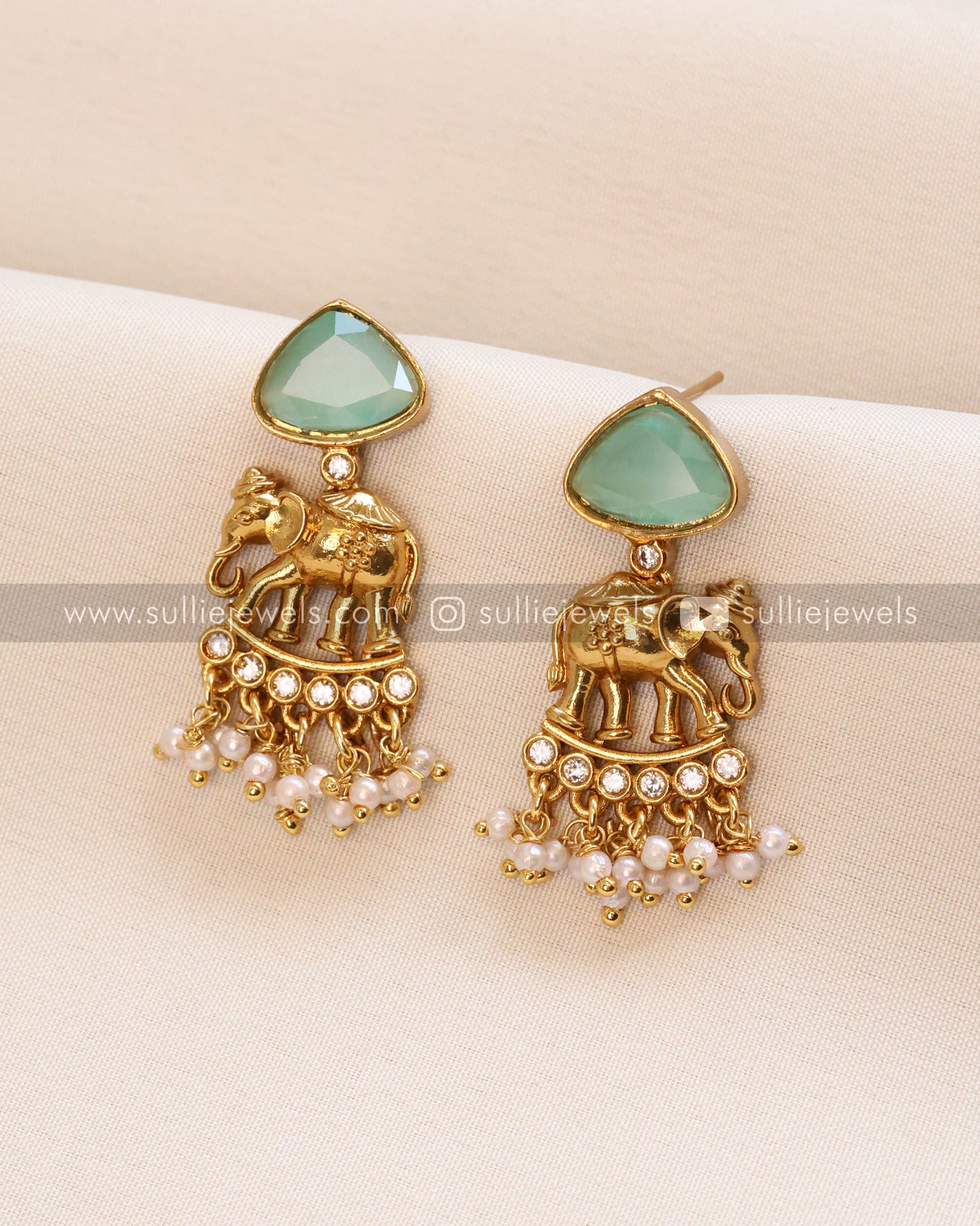 Elephant Stone Necklace with Earring - Pastel Green & Violet