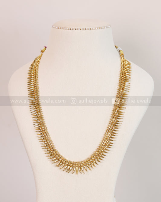 7140 - Minimal Golden Spike Long chain with Stud
