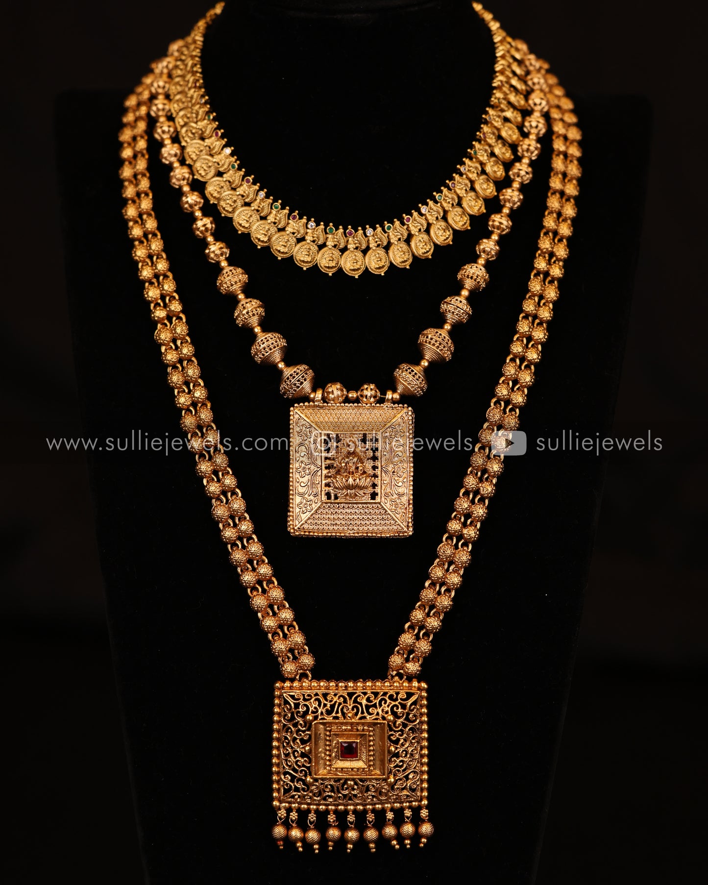 Bridal Combo - Coin Necklace, Reversible Pendant, Square Haram & 2 Jasmine Scrunchies