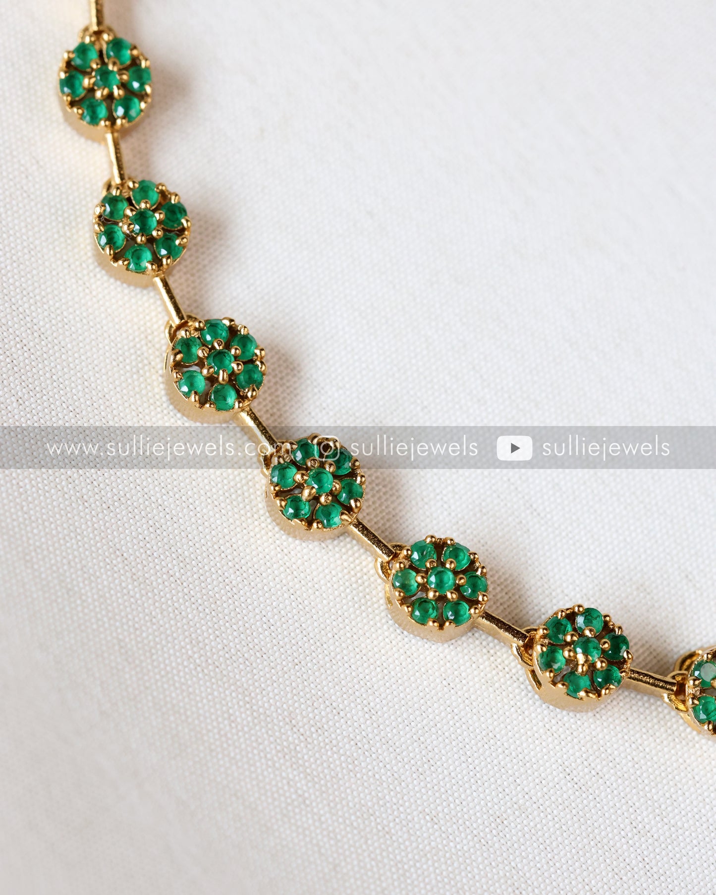 Minimal Flower AD Necklace Set