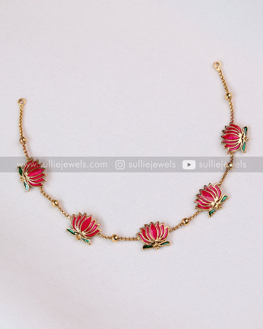 Sullie Basic - Minimal Lotus Necklace/ Choker with Stud